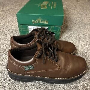 Eastland Men's Tan Leather Oxfords